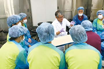 解剖見学実習を国内の「指定国立大学法人医学部」で2年次と3年次に2回行うことができる