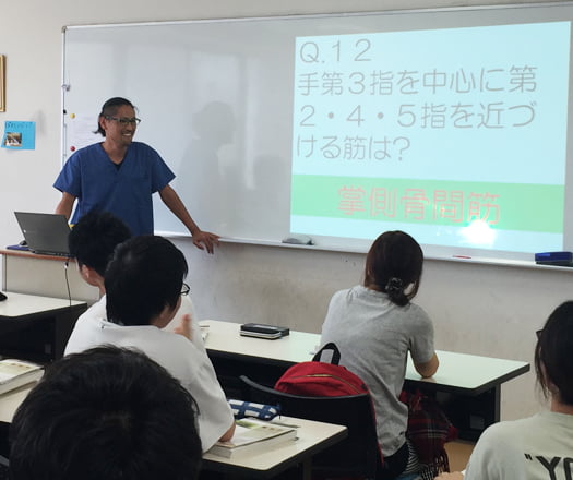 学生たちが活き活きしている