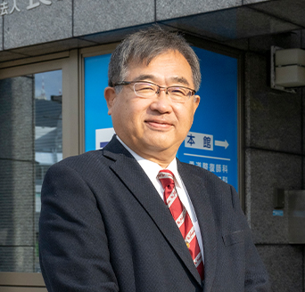 校長 田中 健司